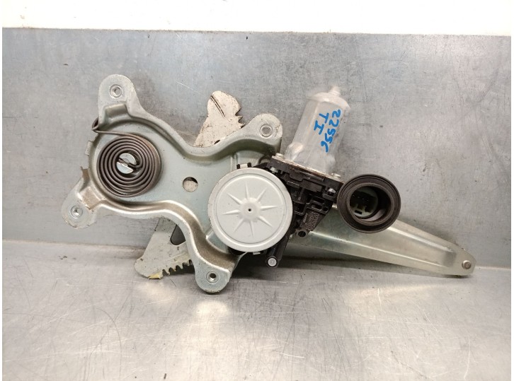 Recambio de elevalunas trasero izquierdo para lexus rx (_u3_) 400h awd (mhu38_) referencia OEM IAM 6980333030 6980333030 