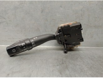 Recambio de mando luces para toyota avensis berlina (t25) 2.0 turbodiesel cat referencia OEM IAM 8414005110  