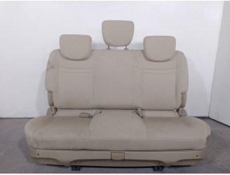Recambio de asientos traseros para ssangyong rodius 2.7 turbodiesel cat referencia OEM IAM 7501221002EAJ ASIENTO DE TELA BEIGE 5