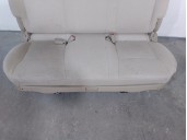 Recambio de asientos traseros para ssangyong rodius 2.7 turbodiesel cat referencia OEM IAM 7501221002EAJ ASIENTO DE TELA BEIGE 5