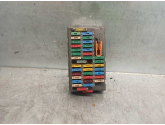 Recambio de caja reles / fusibles para lancia zeta 2.1 turbodiesel cat referencia OEM IAM 5970109547  