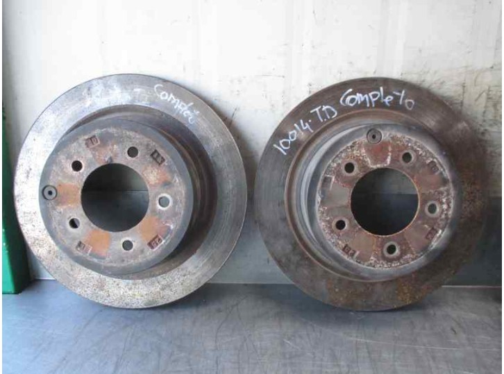 Recambio de disco freno trasero para mitsubishi asx (ga0w) 1.8 di-d cat referencia OEM IAM 4615A121  