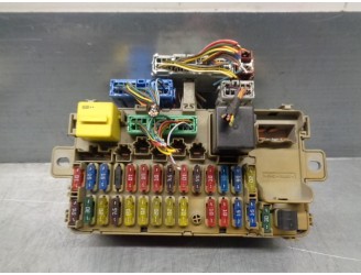 Recambio de caja reles / fusibles para mg mg zs 1.8 16v cat referencia OEM IAM YQE000070 YWC104500 53070107A