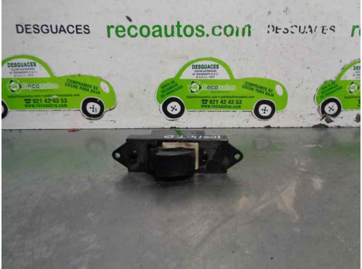 Recambio de mando elevalunas trasero derecho para mitsubishi asx (ga0w) 1.8 di-d cat referencia OEM IAM MR587944 