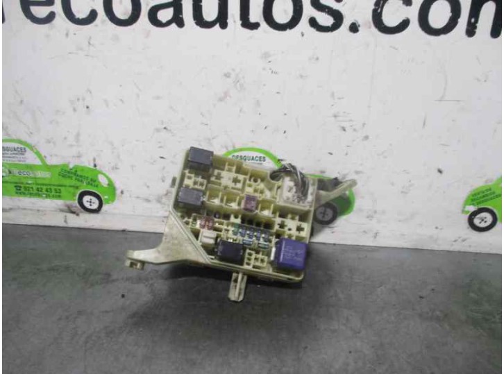 Recambio de caja reles / fusibles para toyota yaris (ncp1/nlp1/scp1) 1.0 cat referencia OEM IAM 90987020 1567000870 