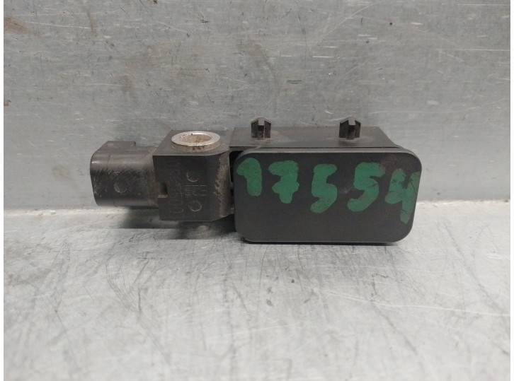 Recambio de sensor airbag para ford mondeo iii (b5y) 2.0 16v tddi / tdci referencia OEM IAM 1S7T14B342AF 