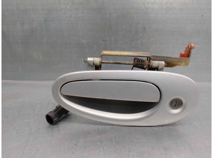 Recambio de maneta exterior delantera izquierda para chrysler 300 m (lr) 3.5 cat referencia OEM IAM 24737P 4 PUERTAS