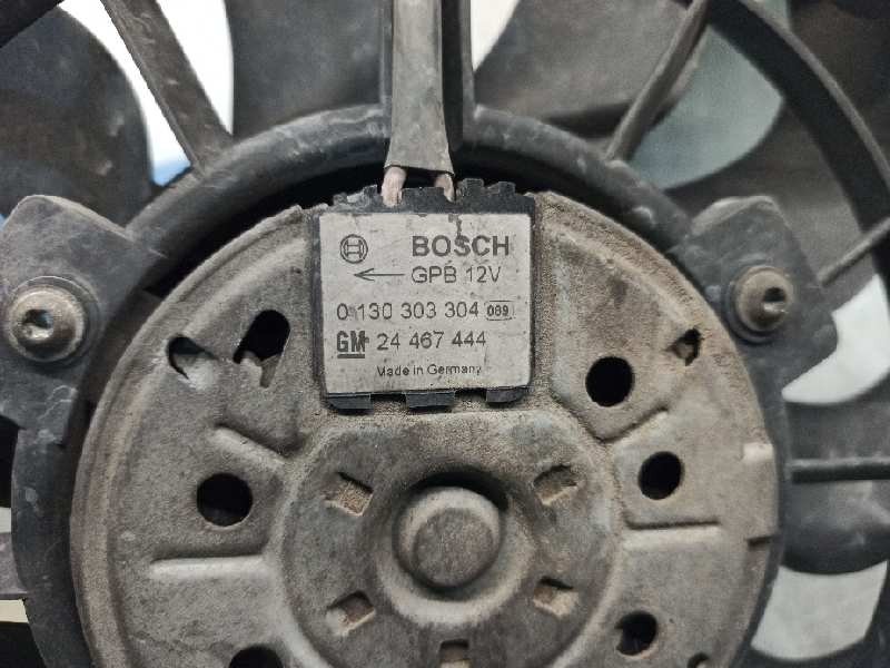 Recambio de electroventilador para opel astra gtc 1.7 16v cdti referencia OEM IAM 24467442 0130303957 BOSCH