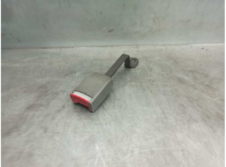 Recambio de enganche cinturon para lancia zeta 2.1 turbodiesel cat referencia OEM IAM   