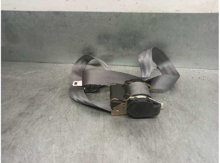 Replacement rear right seat belt for Lancia Zeta 2.1 Turbodiesel CAT OEM IAM reference 