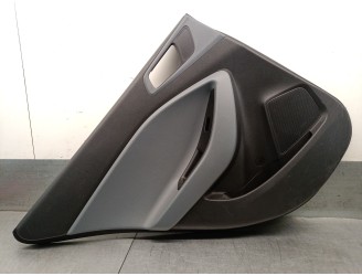 Recambio de guarnecido puerta trasera izquierda para hyundai i20 ii (gb, ib) 1.2 referencia OEM IAM 83370C8010 83305C8010UGY 