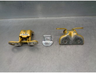 Recambio de bisagra puerta para kia xceed 1.4 tgdi cat referencia OEM IAM 793102V000  