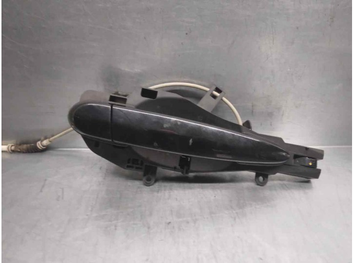 Recambio de maneta exterior delantera derecha para bmw serie 3 berlina (e90) 2.0 turbodiesel cat referencia OEM IAM 51217207540 