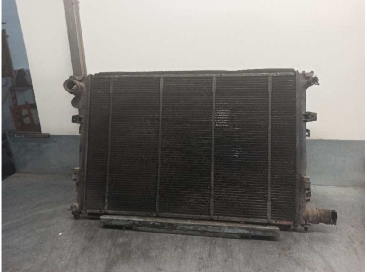 Recambio de radiador agua para lancia zeta 2.1 turbodiesel cat referencia OEM IAM 1475845080 838567D VALEO