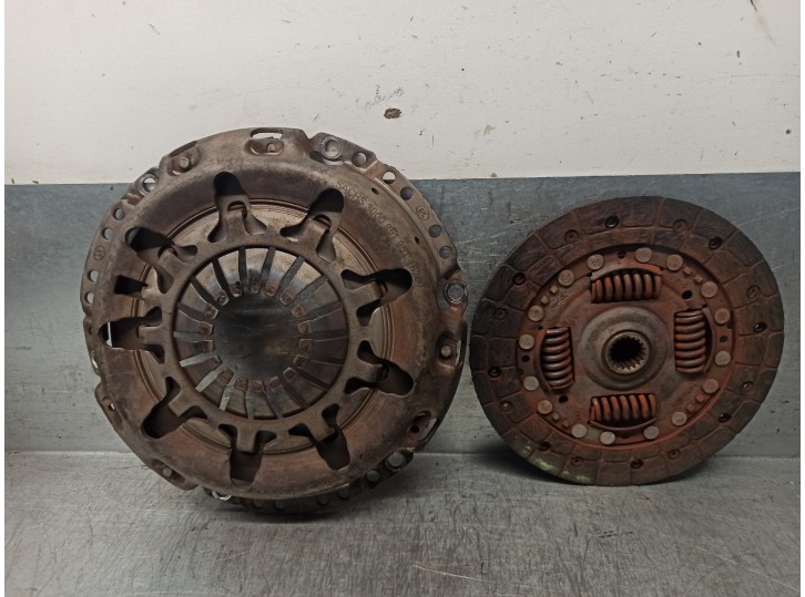 Recambio de kit embrague para toyota aygo (kgb/wnb) 1.0 cat referencia OEM IAM 312100H040 3000951951 SACHS