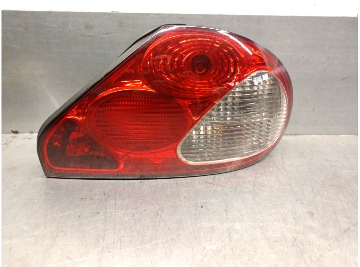 Replacement rear right light for Jaguar X-Type 2.0 D Executive OEM IAM reference A89026647 C2S40487 VALEO