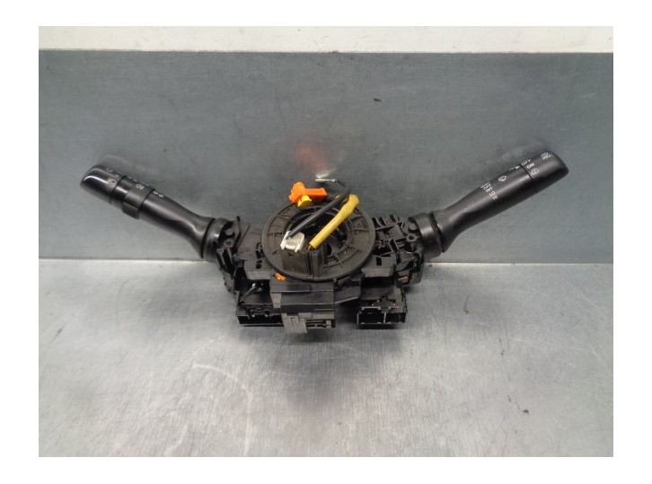 Recambio de mando luces para toyota aygo (kgb/wnb) 1.0 cat referencia OEM IAM 841400H010 846520H010 