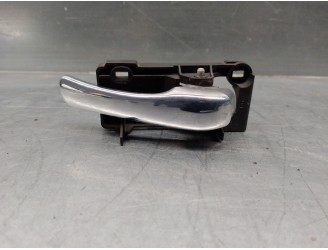 Replacement front right interior door handle for Alfa Romeo 147 (190) 1.9 JTD Distinctive OEM IAM reference 46736145 4 DOORS