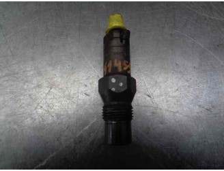 Replacement injector for Ford Mondeo sedan/estate (FD) 1.8 turbodiesel OEM IAM reference LCR6705601E LUCAS