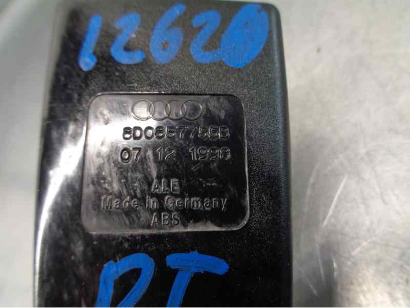 Recambio de enganche cinturon para audi a4 berlina (b5) 1.9 tdi referencia OEM IAM 8D0857755B  