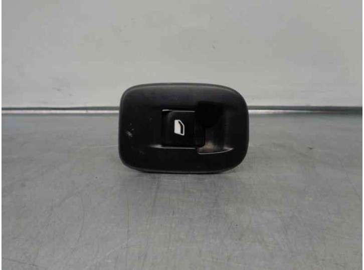 Recambio de mando elevalunas trasero izquierdo para peugeot 208 allure referencia OEM IAM 96751119ZD 