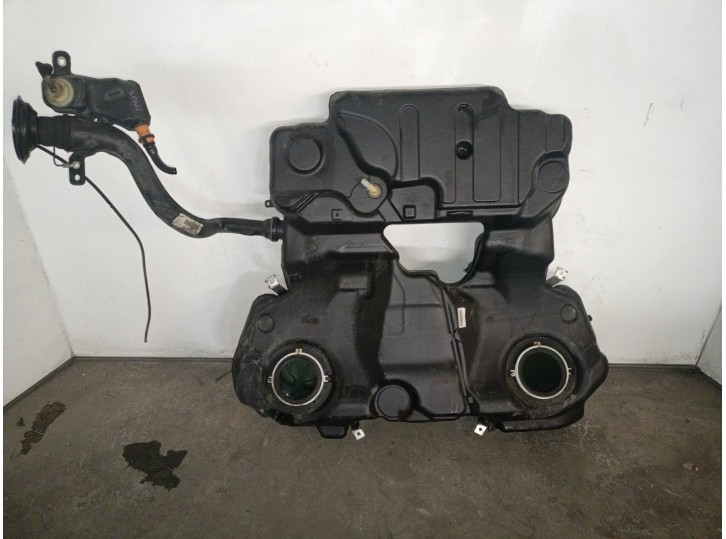 Recambio de deposito combustible para audi a6 berlina (4f2) 3.0 v6 24v tdi referencia OEM IAM 4F0201060BQ CESTA 24