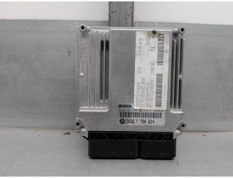 Recambio de centralita motor uce para bmw serie 3 berlina (e46) 2.0 16v diesel cat referencia OEM IAM 7794624 0281011122 BOSCH