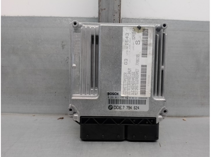 Recambio de centralita motor uce para bmw serie 3 berlina (e46) 2.0 16v diesel cat referencia OEM IAM 7794624 0281011122 BOSCH