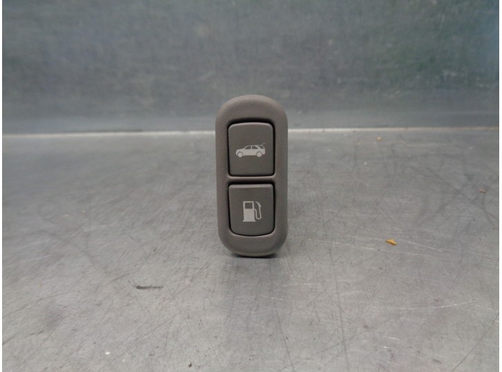 Recambio de interruptor para kia sorento 2.5 crdi cat referencia OEM IAM 623W02150 