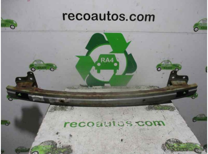 Recambio de refuerzo paragolpes delantero para kia carens (un) 2.0 crdi referencia OEM IAM 865301D010 DE HIERRO 