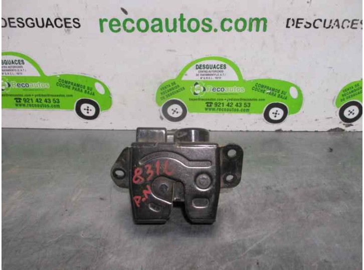 Replacement trunk / tailgate lock for Kia Carens (UN) 2.0 CRDi OEM IAM reference 812301D000 4 PINS 5 DOORS