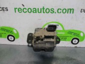 Replacement trunk / tailgate lock for Kia Carens (UN) 2.0 CRDi OEM IAM reference 812301D000 4 PINS 5 DOORS