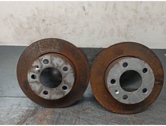 Recambio de disco freno trasero para skoda rapid 1.2 8v tsi referencia OEM IAM   