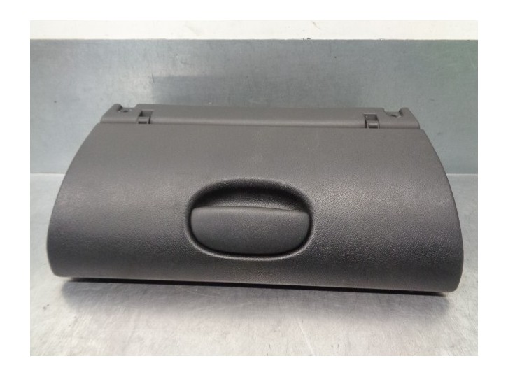 Recambio de guantera para opel corsa b 1.4 cat (2h6) referencia OEM IAM 90481726 