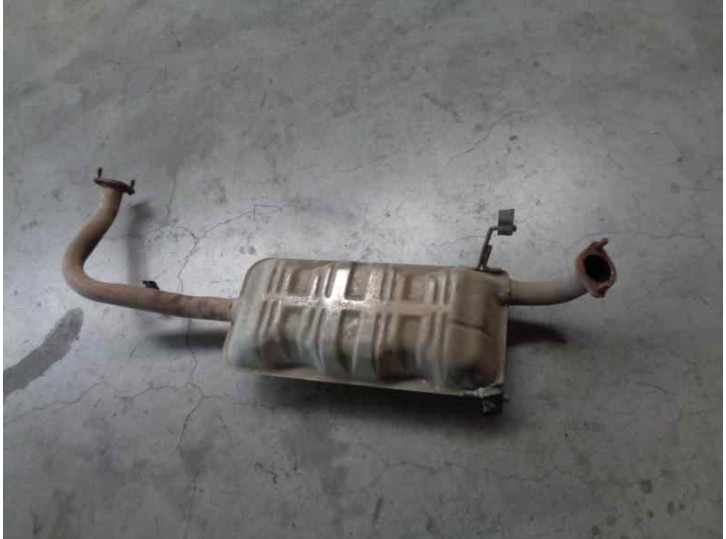 Recambio de tubo escape central para kia sorento 2.5 crdi cat referencia OEM IAM 2805760 