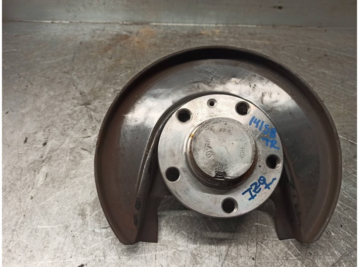 Replacement rear left steering knuckle for Skoda Rapid 1.2 8V TSI OEM IAM reference 6RD501611 