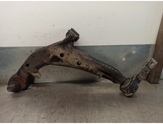 Replacement front left lower suspension arm for Nissan Primera saloon (P12) 2.2 16V turbodiesel CAT OEM reference