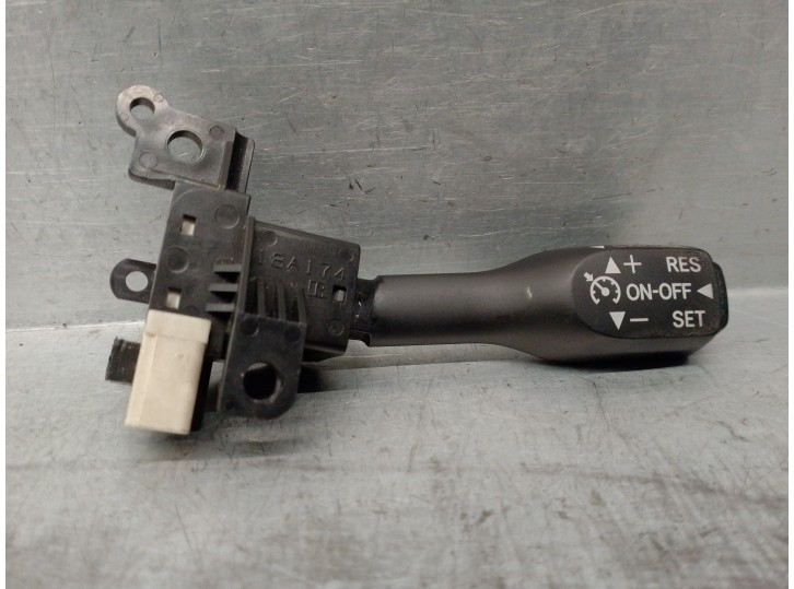 Recambio de mando control velocidad para toyota avensis berlina (t25) 2.0 turbodiesel cat referencia OEM IAM 18A174  