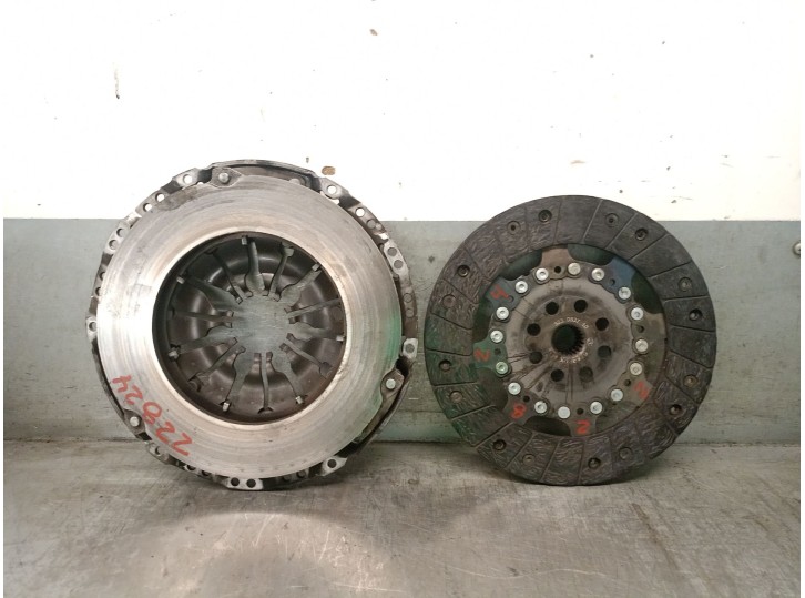 Recambio de kit embrague para renault scénic iii (jz0/1_) 1.5 dci referencia OEM IAM 302057505R 302057505R 