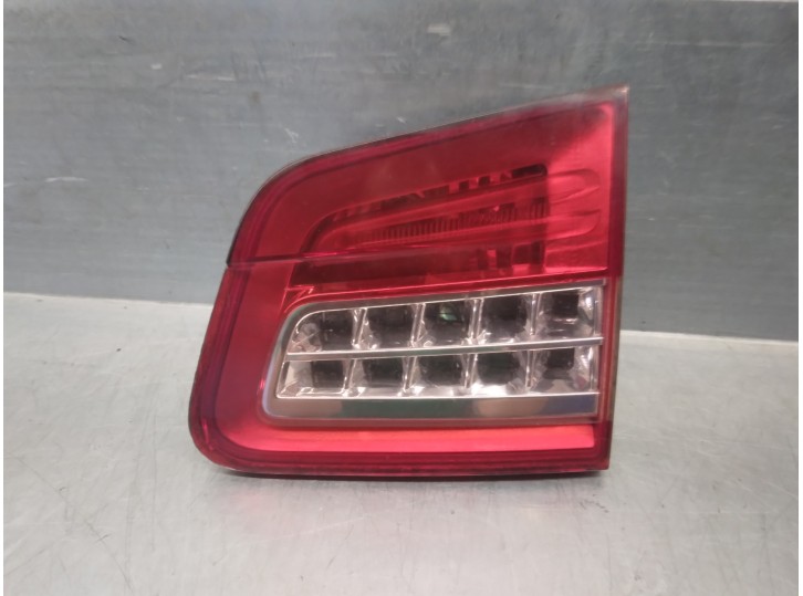 Replacement right rear light for Citroën C5 saloon 2.0 HDi FAP OEM IAM reference 9685259080 TAILGATE 4 DOORS