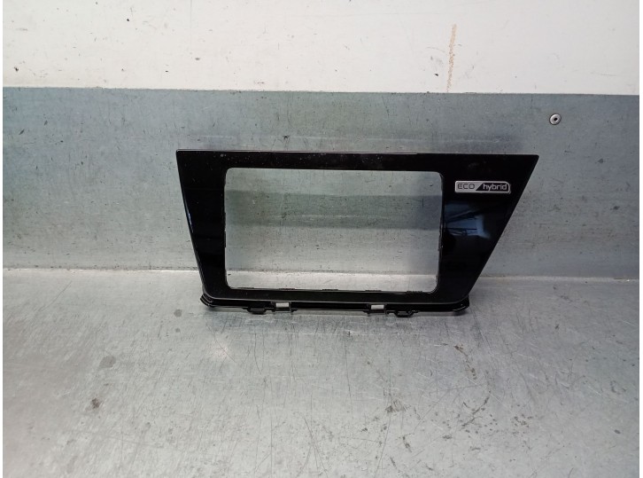 Recambio de moldura para kia niro i (de) 1.6 gdi hybrid referencia OEM IAM 84740G5000FHV 84740G5000FHV 