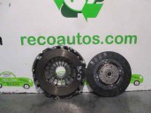 Recambio de kit embrague para dacia sandero ii 0.9 tce cat referencia OEM IAM 302100845R 