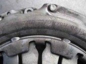 Recambio de kit embrague para dacia sandero ii 0.9 tce cat referencia OEM IAM 302100845R 