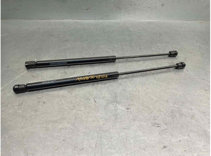 Replacement trunk / tailgate dampers for Fiat Bravo (182) 1.9 turbodiesel OEM IAM reference 7774707 