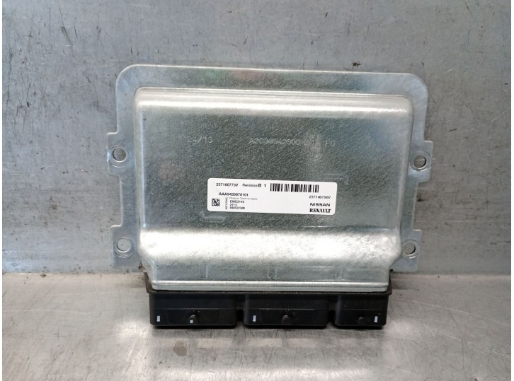 Recambio de centralita motor uce para dacia sandero iii 1.0 tce 90 referencia OEM IAM 237100796V  A2C38549900AG