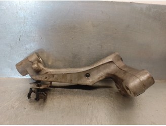 Replacement left front suspension arm bracket for Citroën C4 Picasso 1.6 Blue-HDi FAP OEM IAM reference S048B S048B