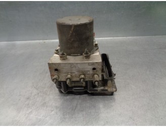 Recambio de abs para toyota verso 2.0 d-4d cat referencia OEM IAM 445400F031 445400F031 0265230017 BOSCH