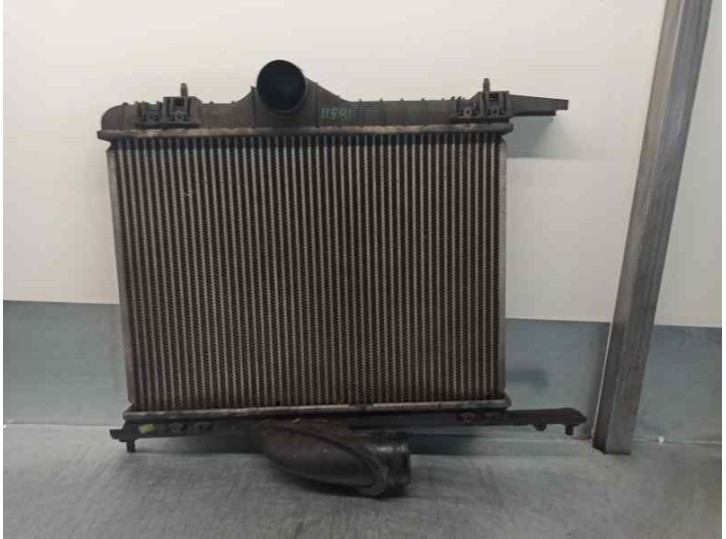 Recambio de intercooler para mitsubishi carisma berlina 5 (da0) 1.9 di-d cat referencia OEM IAM M613906  