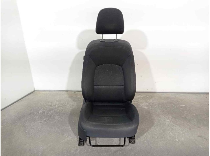 Recambio de asiento delantero derecho para kia rio 1.4 crdi cat referencia OEM IAM 4718854 TELA GRIS 5 PUERTAS