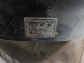 Recambio de calandra delantera de radiador para ssangyong rodius 2.7 turbodiesel cat referencia OEM IAM 2165121050 